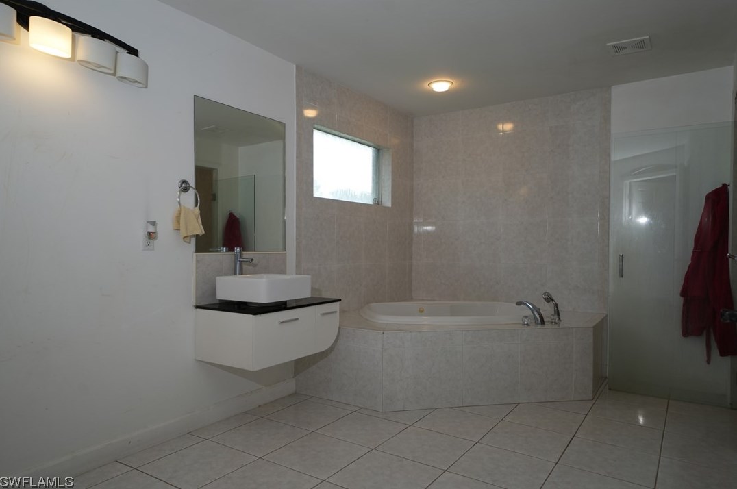 3604 21st St, Alva FL  exterior