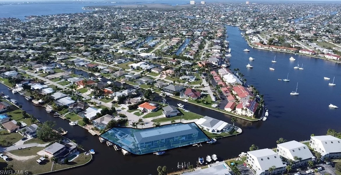 5111 Santa Rosa Ct, Cape Coral, FL 33904-5637