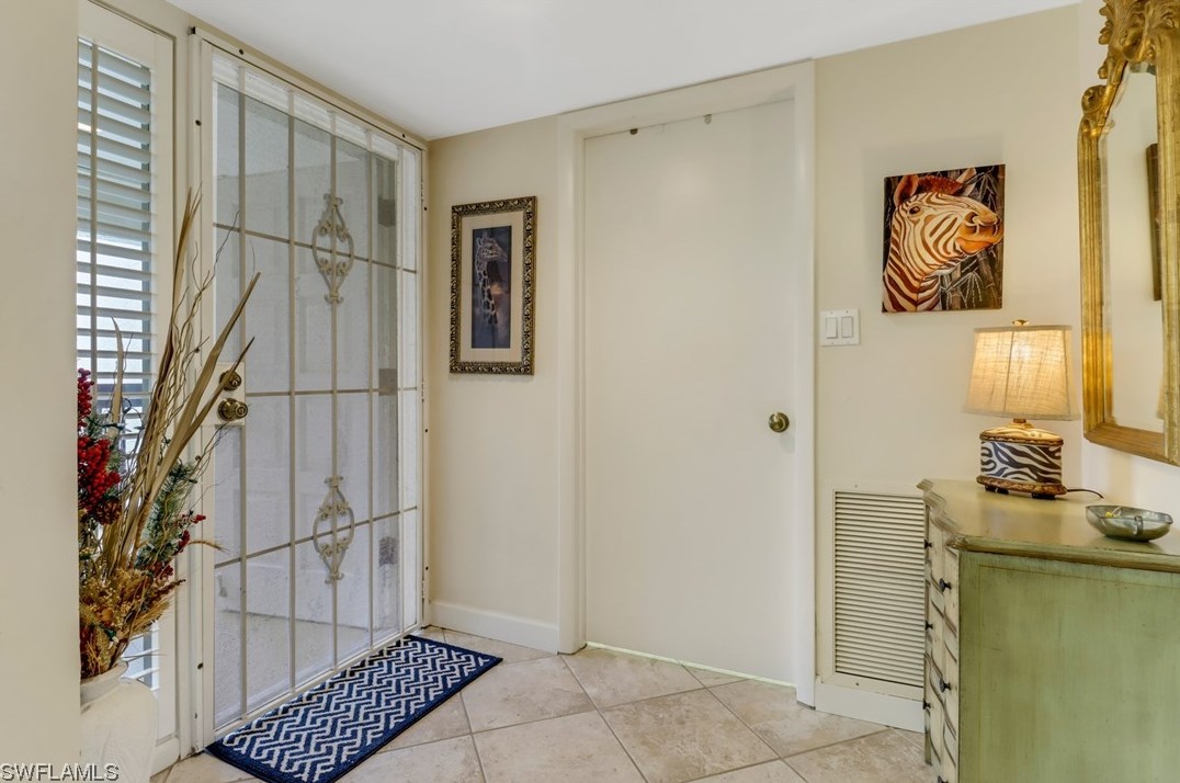 4811 S Landings Dr #202, Fort Myers, FL 33919