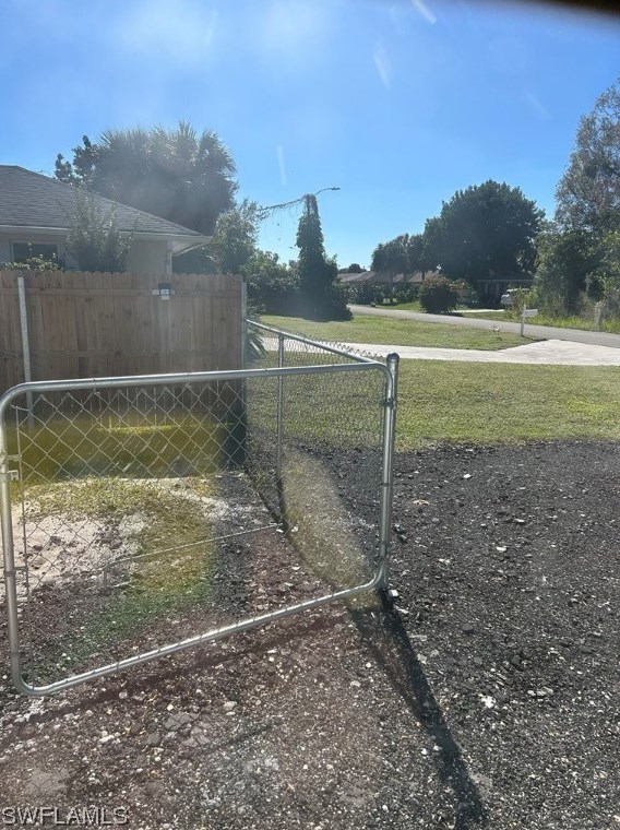 214 Fifth Ave #b, Lehigh Acres, FL 33936