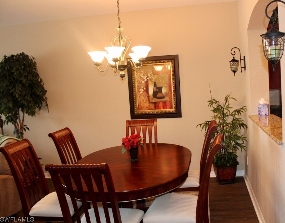 9538 Roundstone Cir, Fort Myers, FL 33967-5143