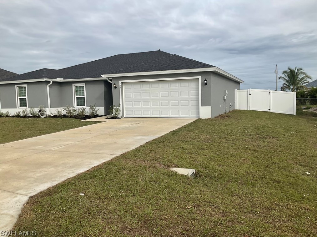 525 Ne 7th Ave, Cape Coral, FL 33909