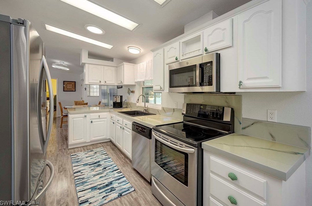 114 Conestoga Trl, Fort Myers FL 33917-3051 exterior