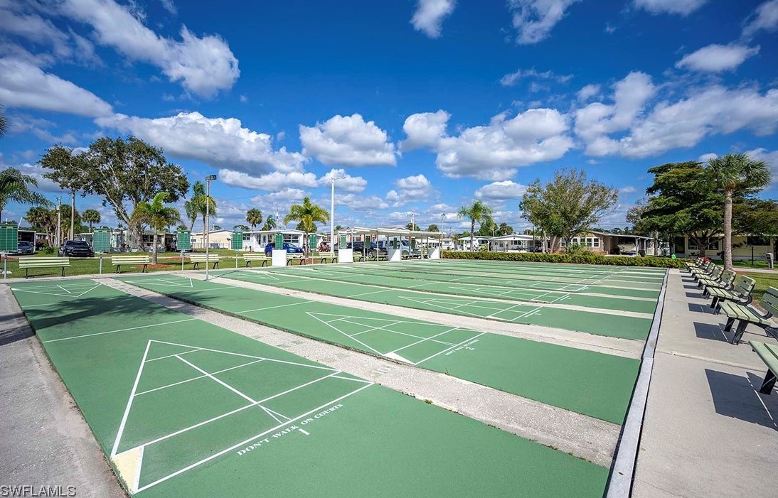 114 Conestoga Trl, Fort Myers FL 33917-3051 exterior