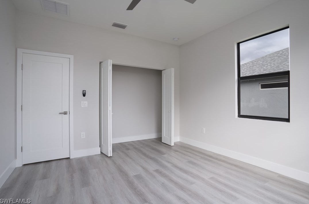 2813 45 St, Lehigh Acres FL 33976-4709 exterior