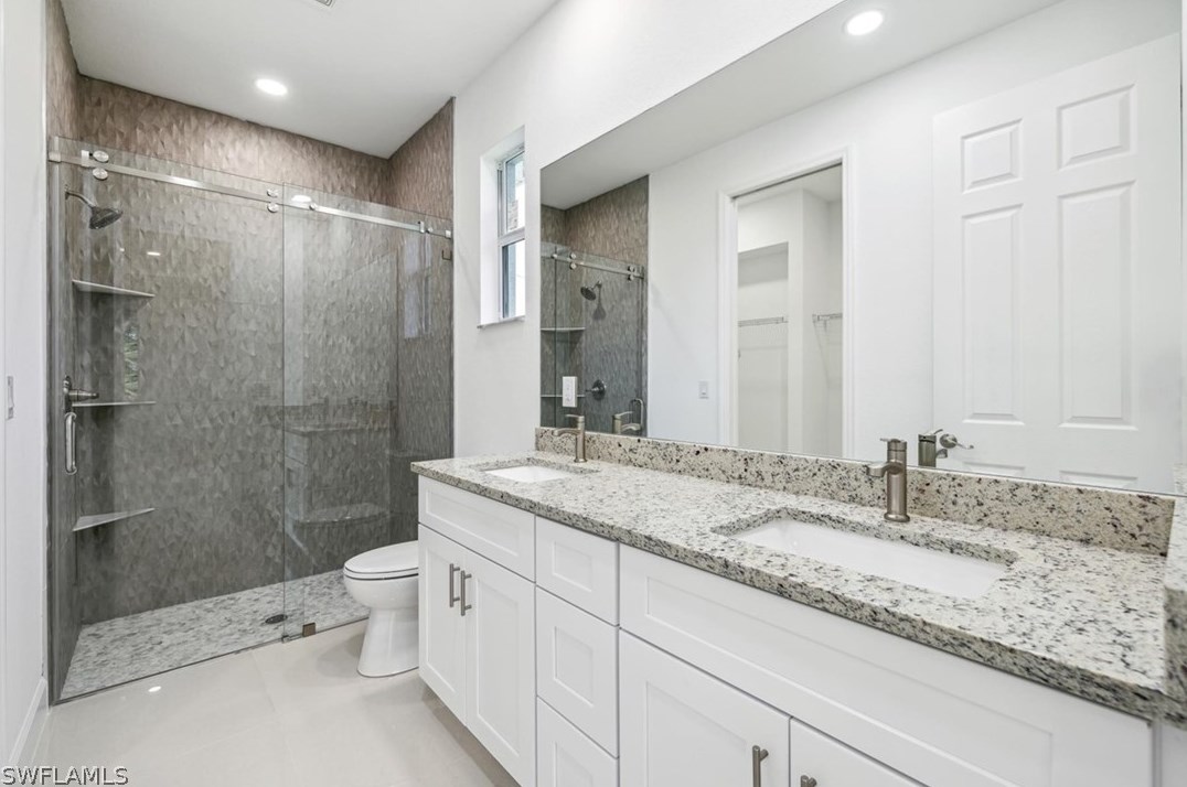 842 Sunrise Blvd, Lehigh Acres FL 33974-9700 exterior