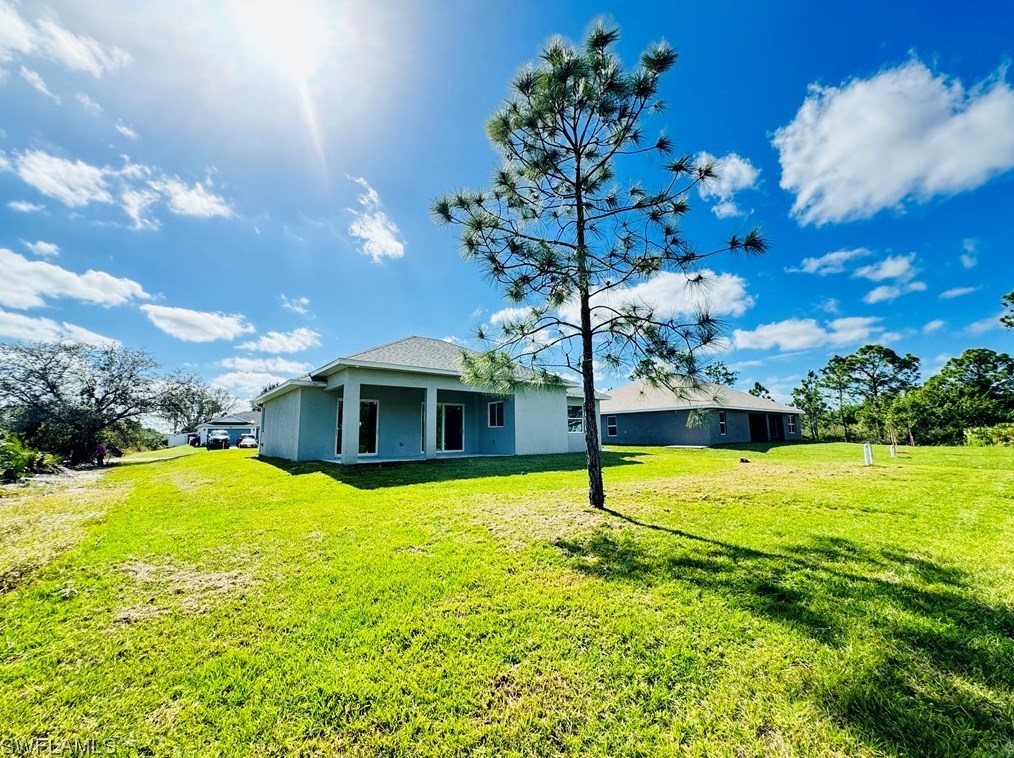 3002 43 St, Lehigh Acres FL 33976-4613 exterior