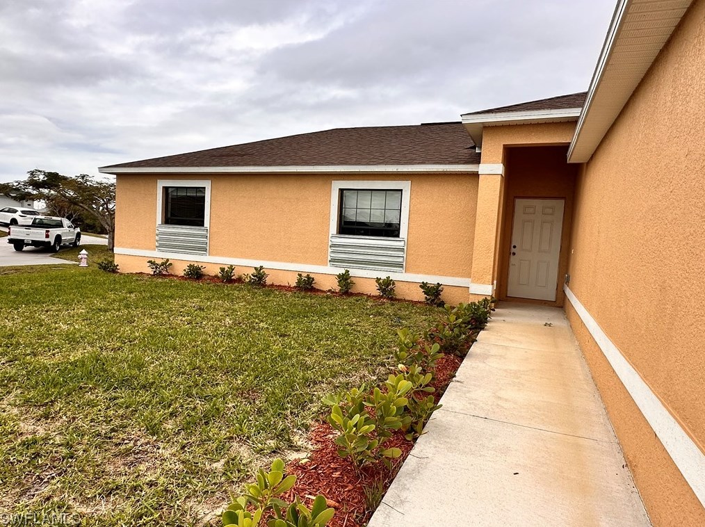 601 Ne 11th Ter, Cape Coral, FL 33909