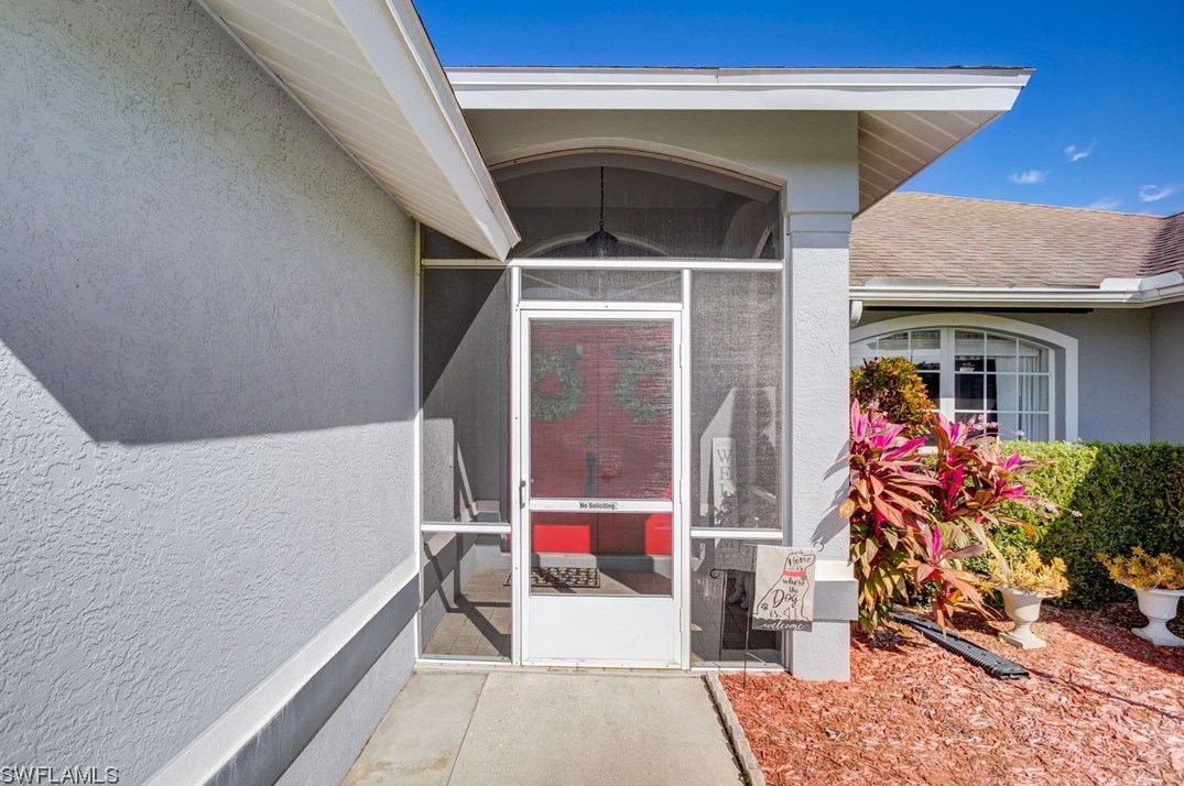 8337 Robin Rd, Fort Myers, FL 33967-3446