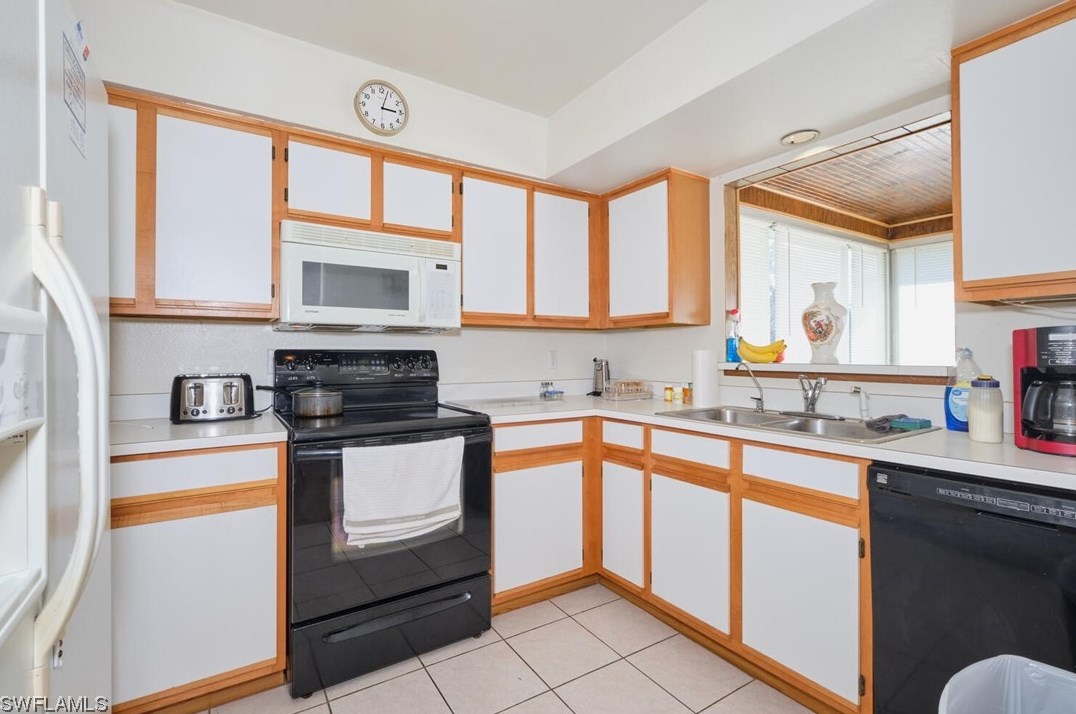 5849 Millay Ct, Fort Myers FL  33903-4524 exterior