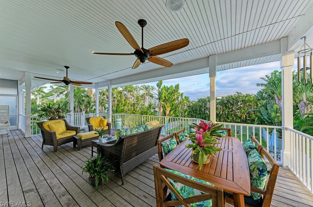 825 Retta Esplanade, Punta Gorda FL 33950-0036 exterior