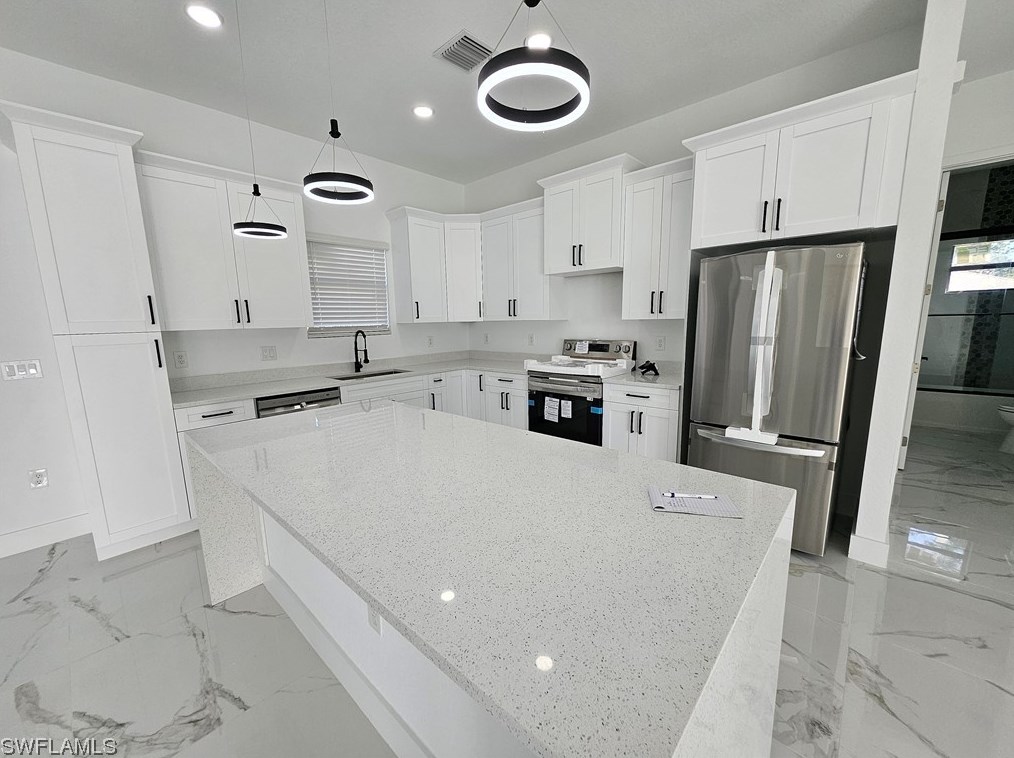 651 Keller St, Lehigh Acres FL 33974-7560 exterior