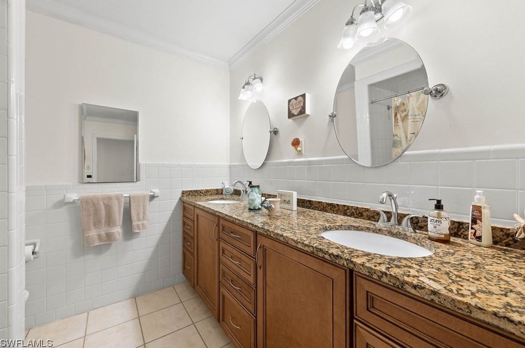 1362 Braman Ave, Fort Myers FL  33901-6710 exterior