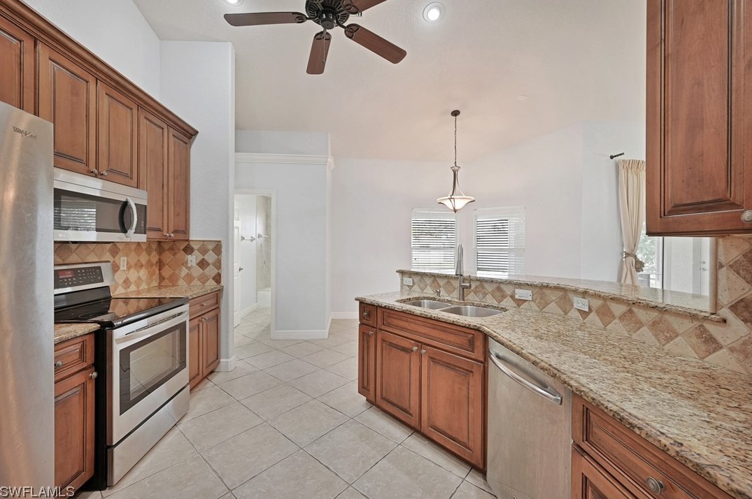 235 4th Ave, Cape Coral FL  33990-1098 exterior