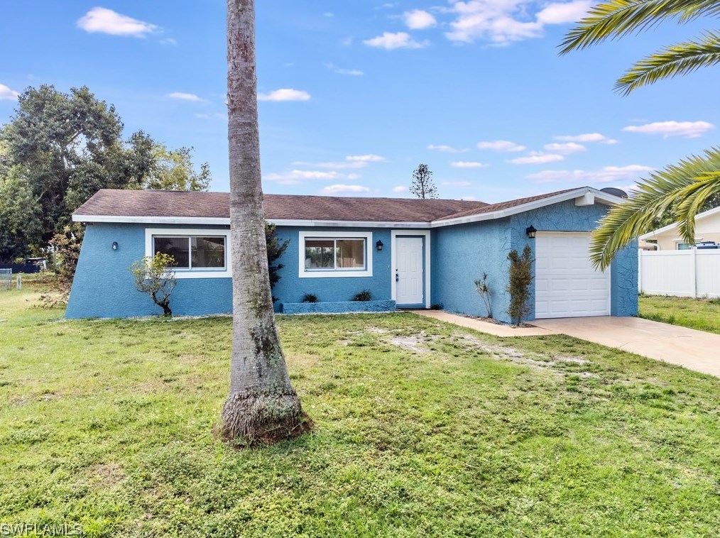 1708 Ridgecrest St, Lehigh Acres, FL 33936-5843