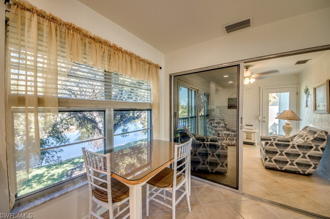 6836 Sandtrap Dr #4, Fort Myers, FL 33919