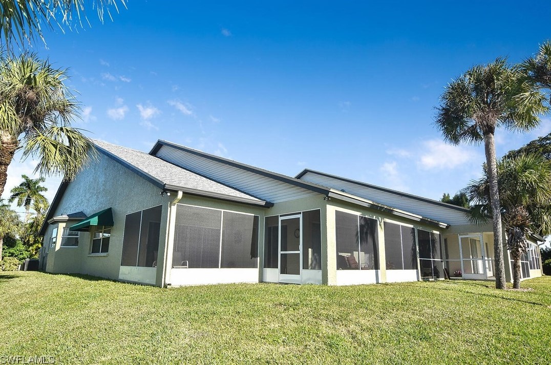 401 Mcgregor Park Cir, Fort Myers FL  33908-5413 exterior