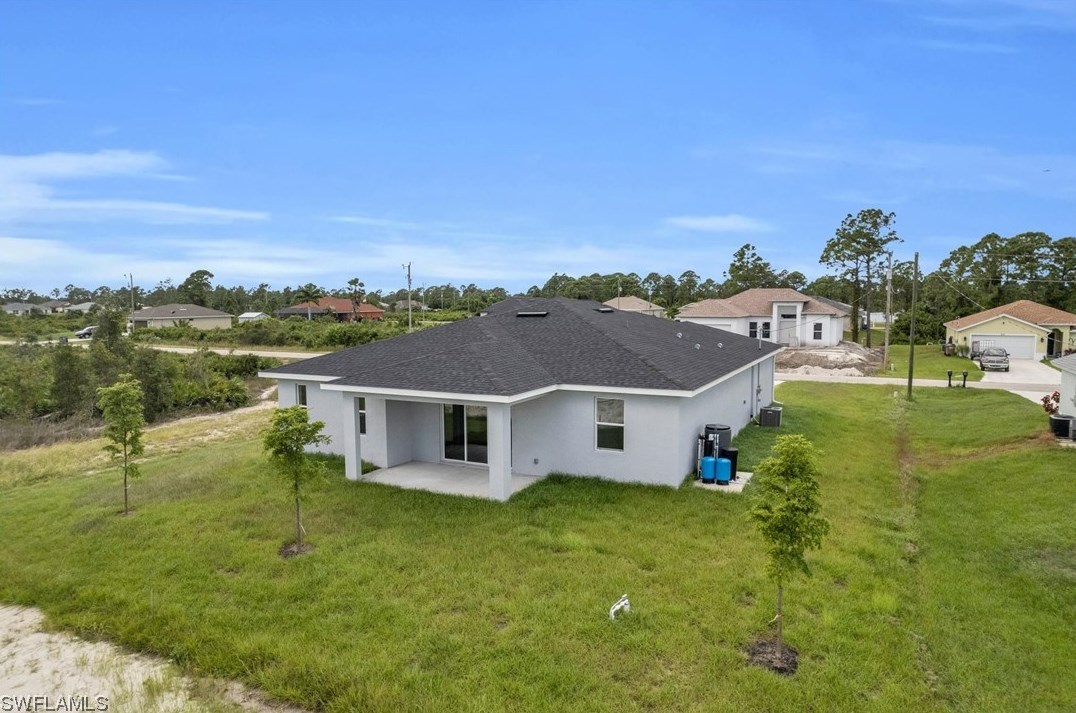 329 Peerless St, Lehigh Acres FL 33974-9440 exterior