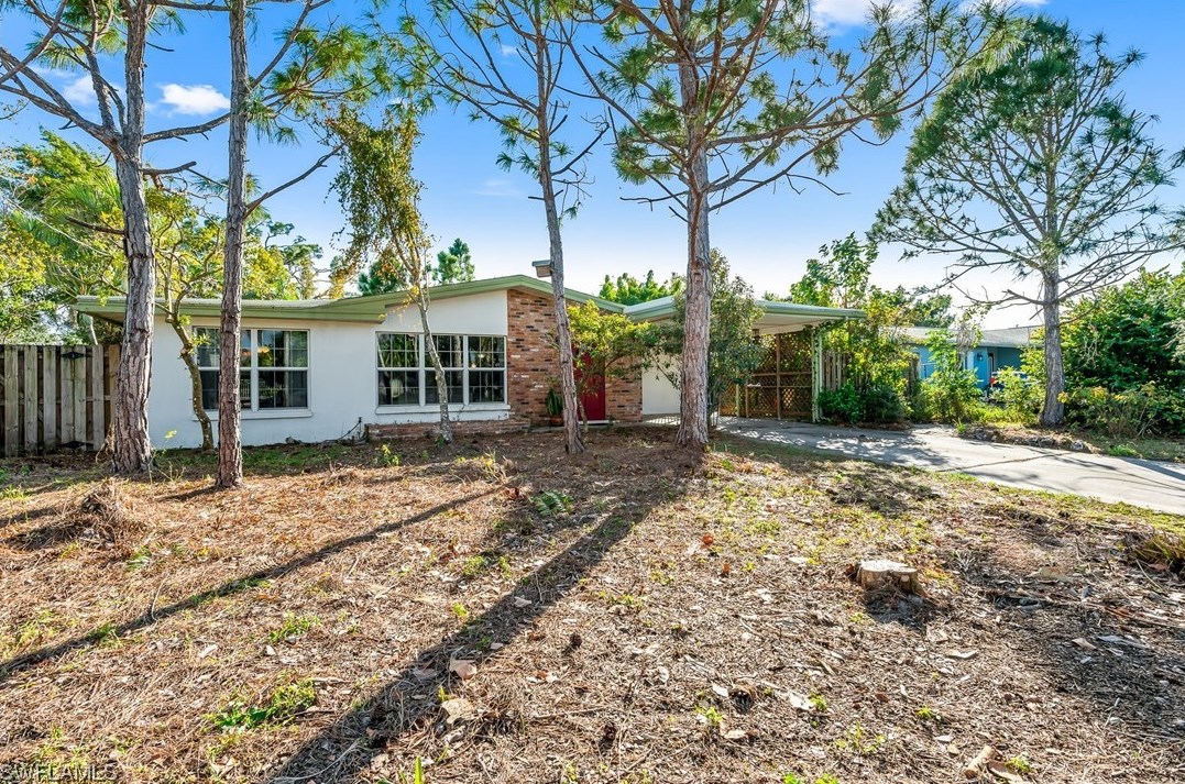 1837 Inlet Dr, Fort Myers, FL 33903-5007