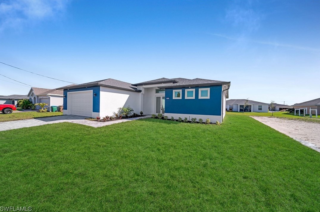 2115 17th Ave, Cape Coral, FL 33909-4699