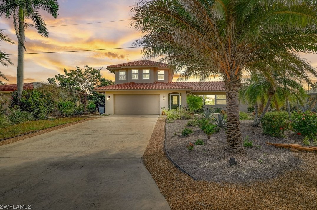 938 Pecten Ct, Sanibel, FL 33957