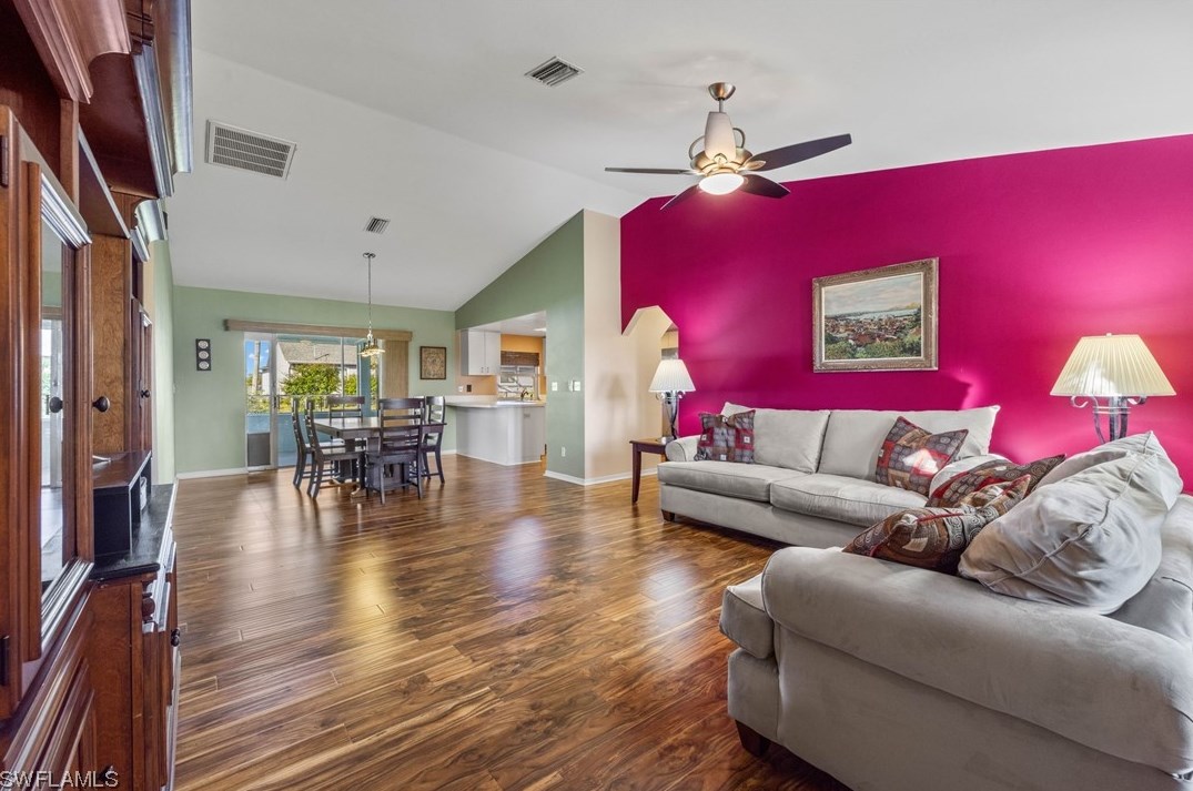 3316 8th Ct, Cape Coral, FL 33914-5203
