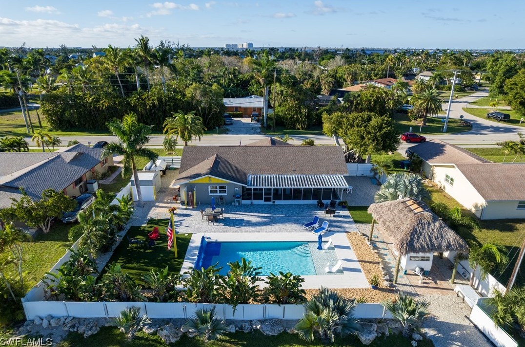 12951 Iona Rd, Fort Myers, FL 33908-1740