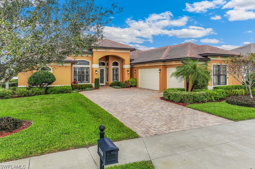 3380 Chestnut Grove Dr, Alva, FL 33920-2800