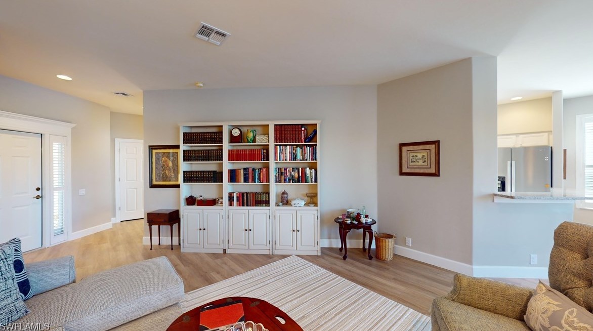 9231 Bayberry Bnd, Fort Myers, FL 33908-6659