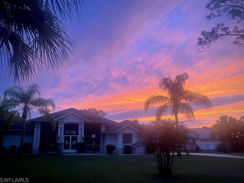 819 Glenn Ave, Lehigh Acres FL 33972-3334 exterior