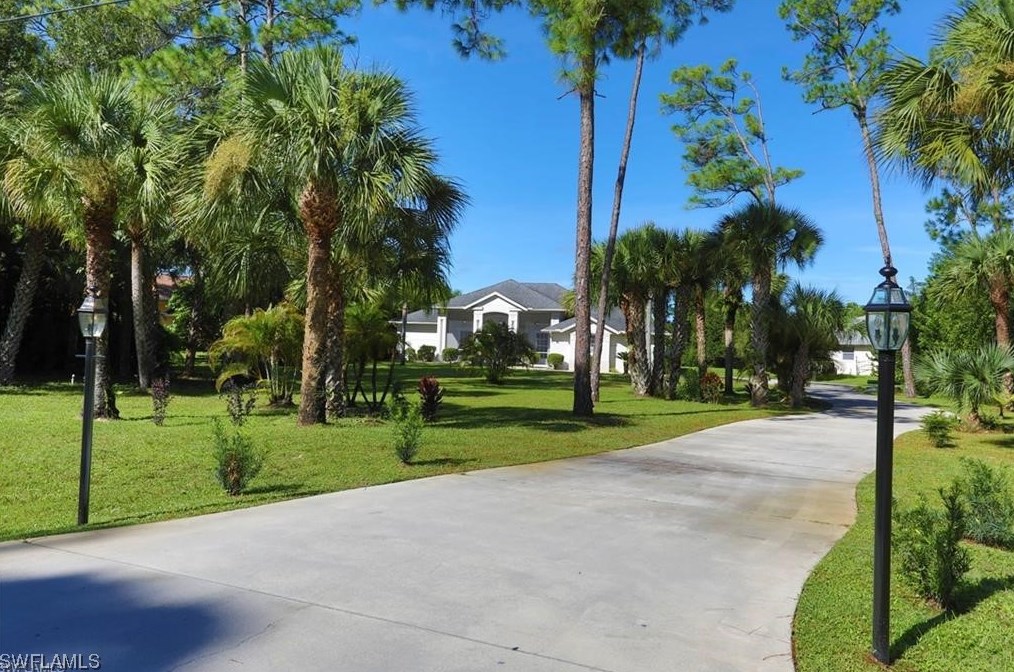 819 Glenn Ave, Lehigh Acres FL 33972-3334 exterior