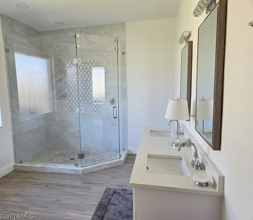 819 Glenn Ave, Lehigh Acres FL 33972-3334 exterior