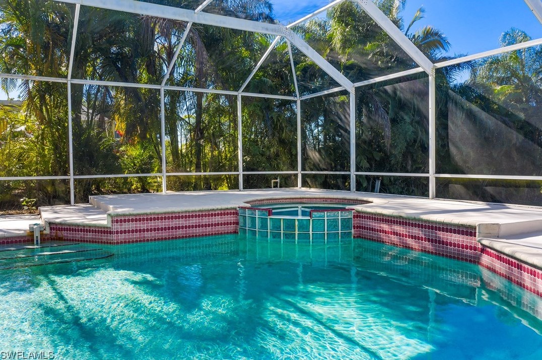 819 Glenn Ave, Lehigh Acres FL 33972-3334 exterior