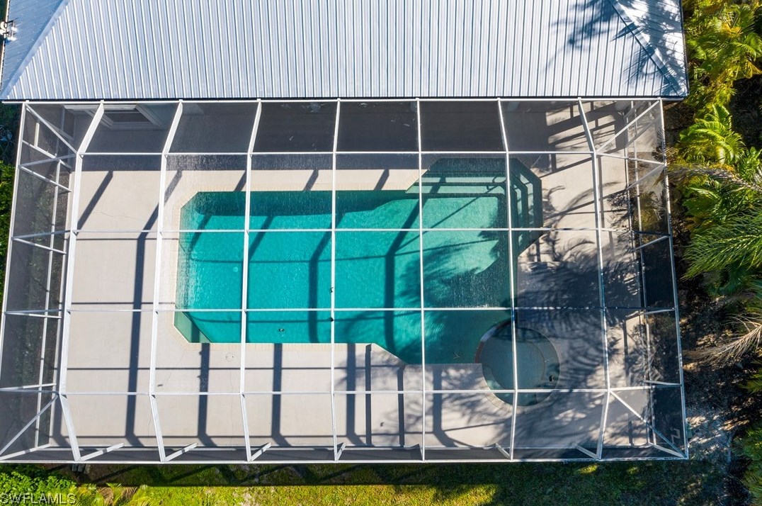 819 Glenn Ave, Lehigh Acres FL 33972-3334 exterior