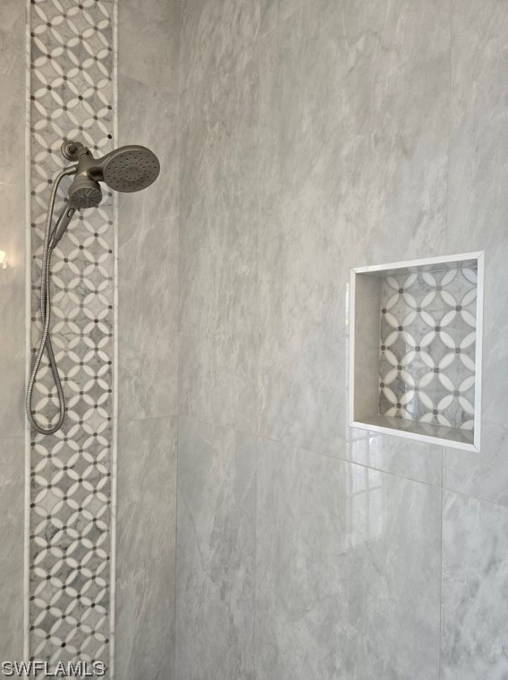 819 Glenn Ave, Lehigh Acres FL 33972-3334 exterior