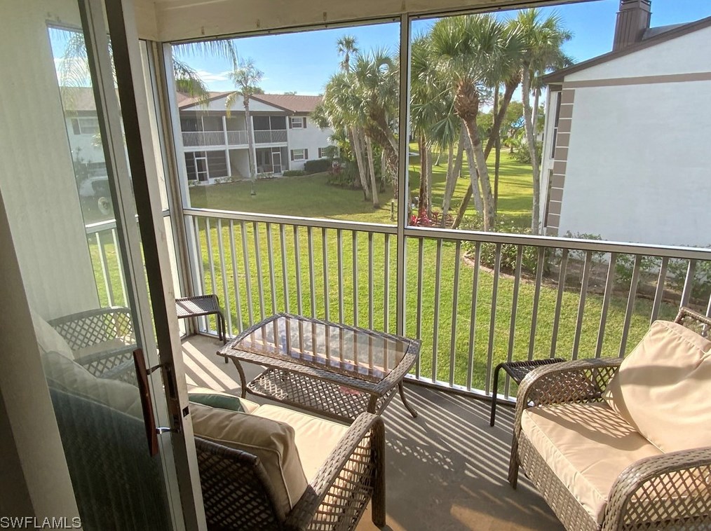 7055 New Post Dr, Fort Myers, FL 33917-3403