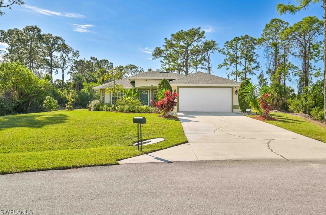 5059 Billings St, Lehigh Acres, FL 33971-7580