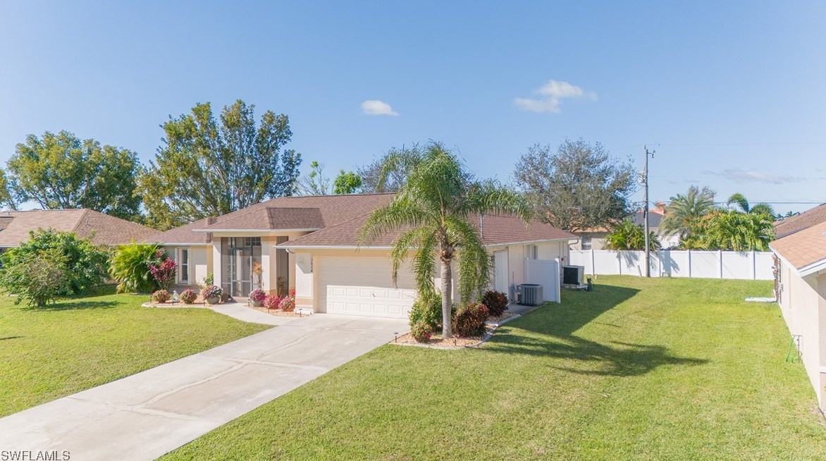 3014 15th Ave, Cape Coral, FL 33914-4299