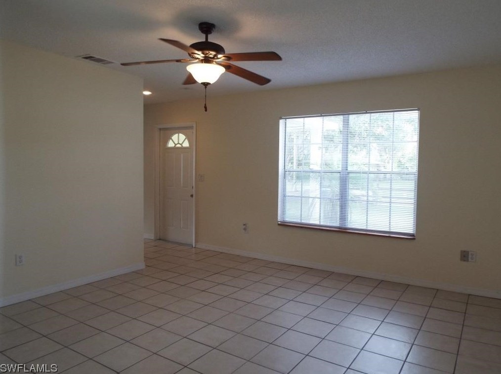 4046 Rainbow Cir, Labelle, FL 33935-5414