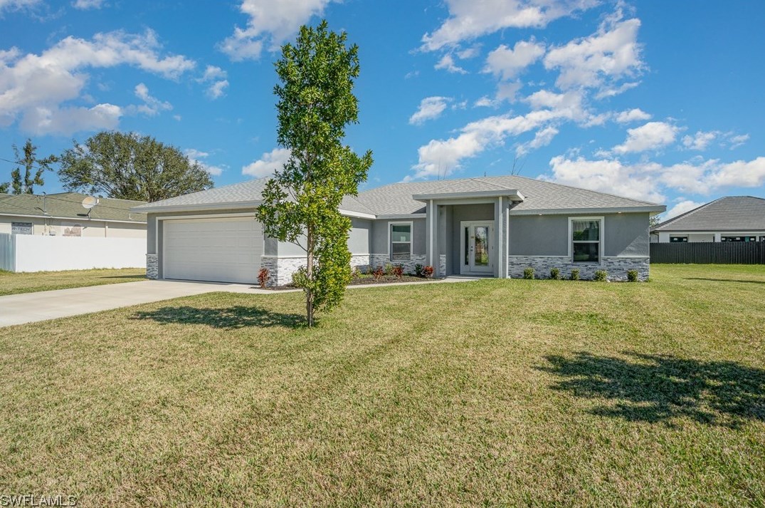 431 19th Ave, Cape Coral, FL 33909-6317