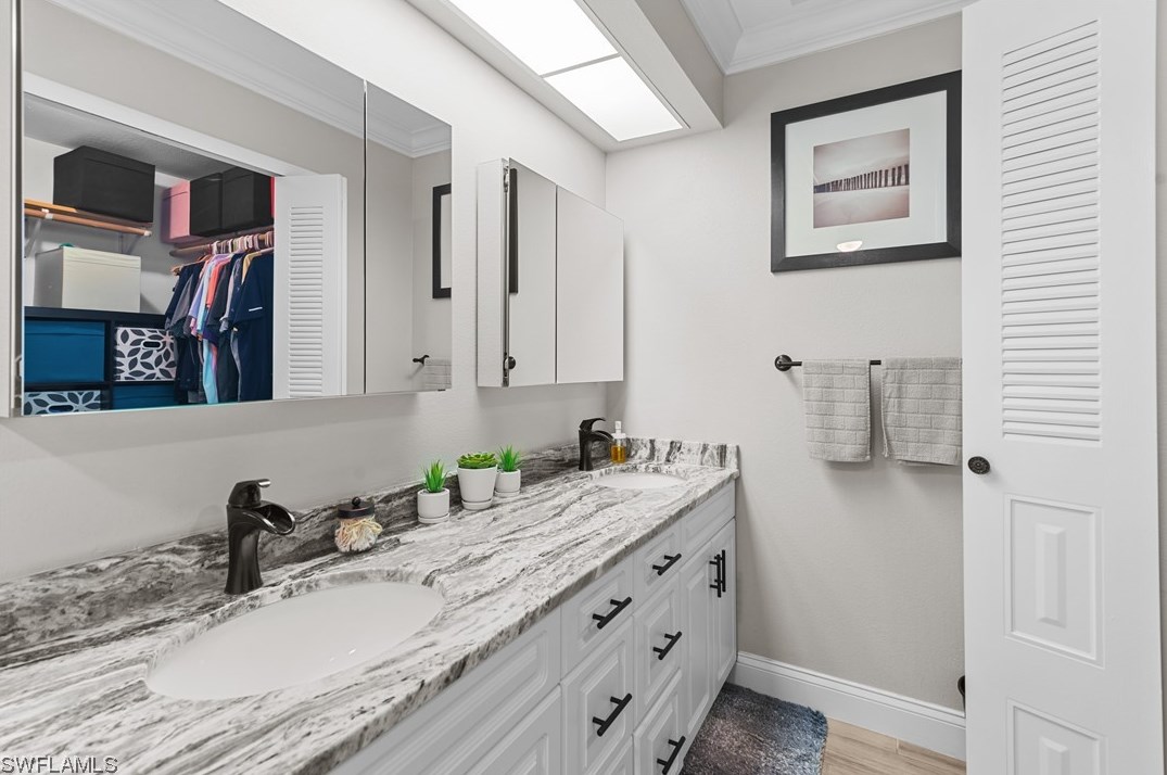 1271 Hazeltine Dr, Fort Myers FL  33919-7308 exterior