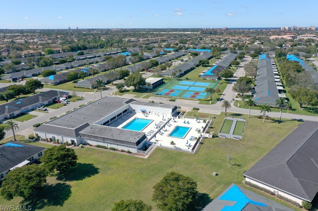 1271 Hazeltine Dr, Fort Myers FL  33919-7308 exterior