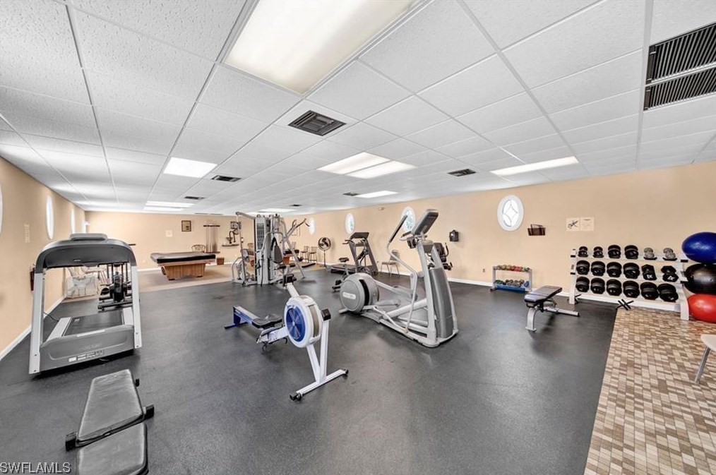 1271 Hazeltine Dr, Fort Myers FL  33919-7308 exterior