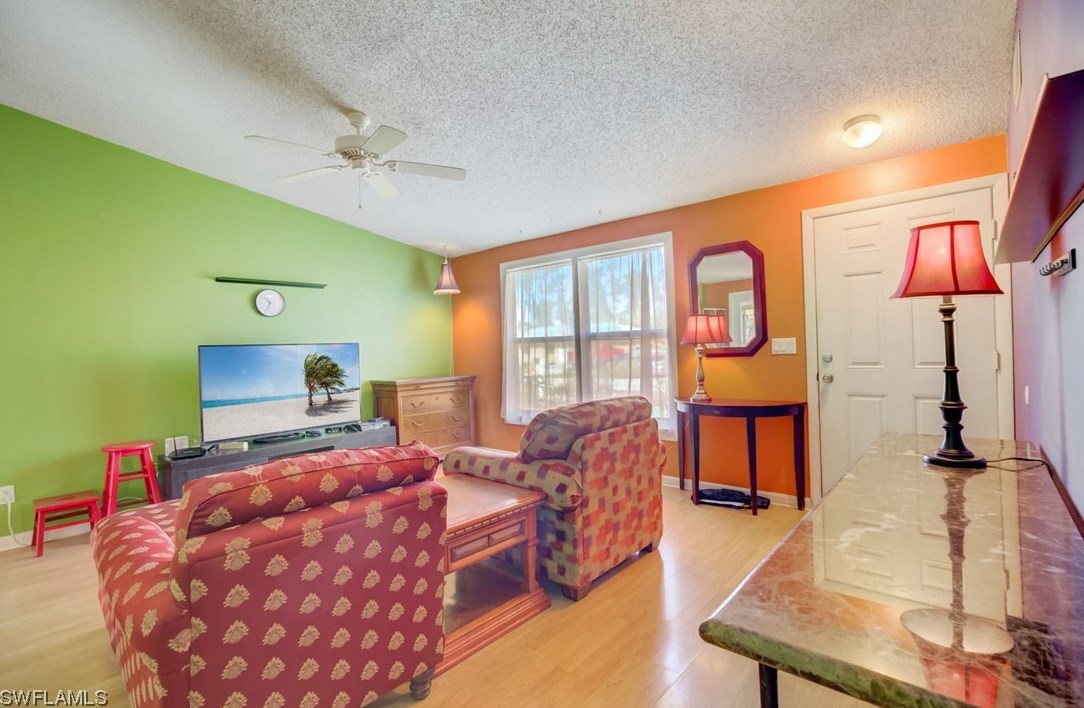 8118 Lake San Carlos Cir, Fort Myers, FL 33967-2825