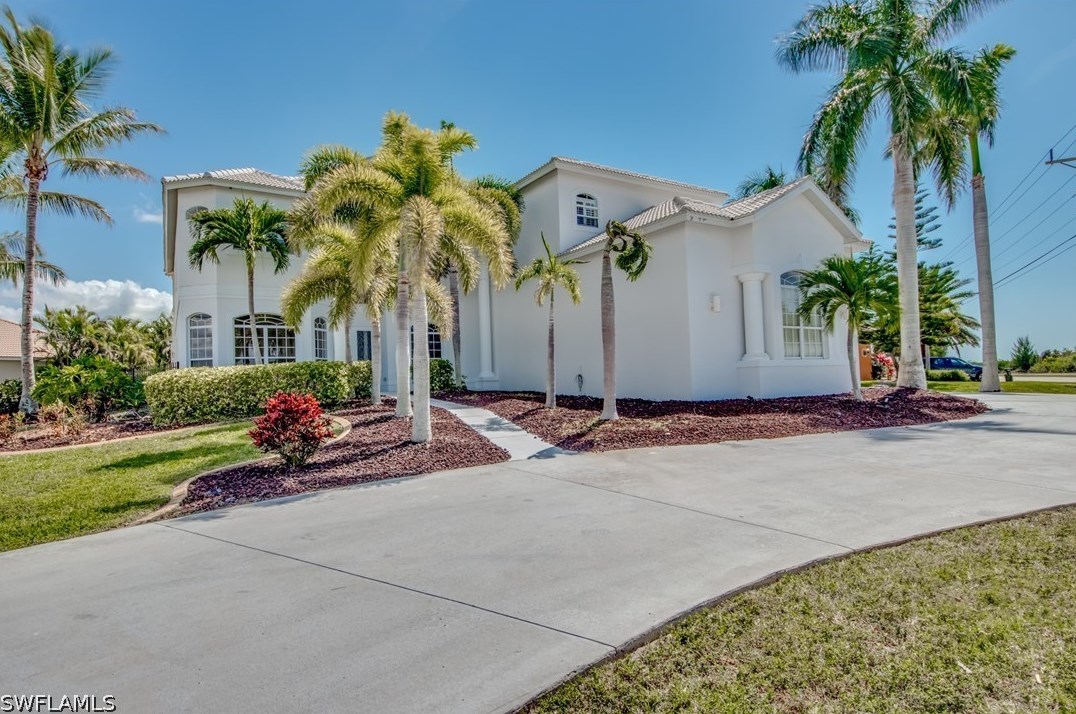 2938 Sw 40th St, Cape Coral, FL 33914
