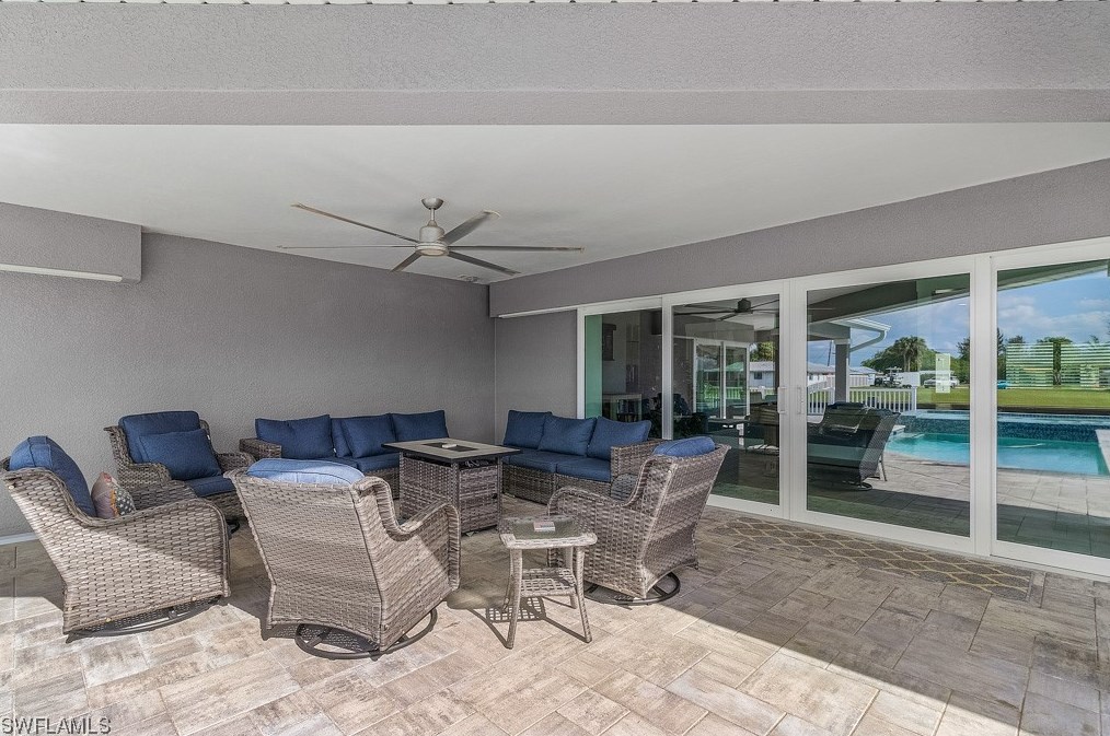 2195 Havana Ave, Fort Myers FL  33905-4825 exterior
