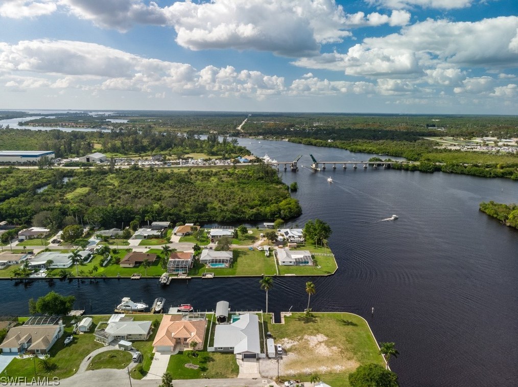 2195 Havana Ave, Fort Myers, FL 33905-4826