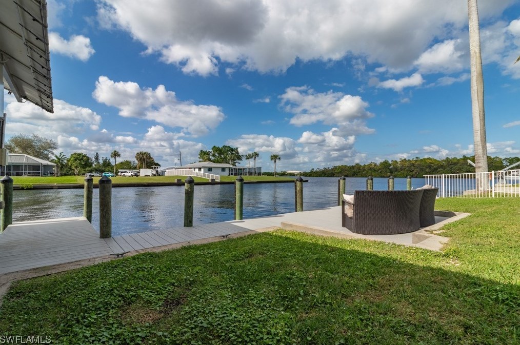 2195 Havana Ave, Fort Myers FL  33905-4825 exterior