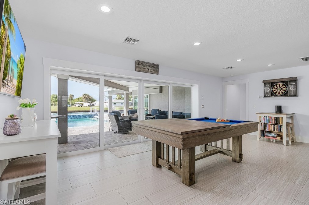 2195 Havana Ave, Fort Myers FL  33905-4825 exterior