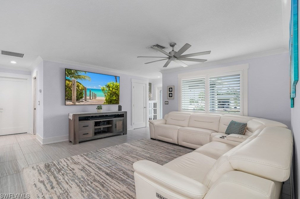 2195 Havana Ave, Fort Myers FL  33905-4825 exterior